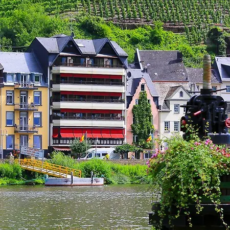Hotel Weinhotel Mayer 3*