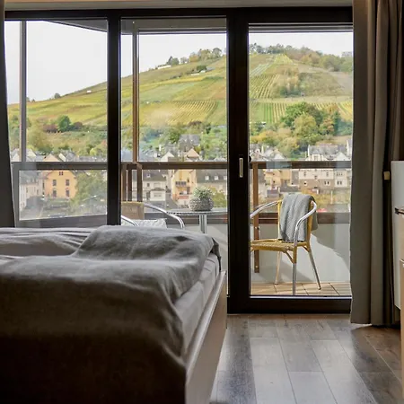 Mayer's Weinhotel Zell