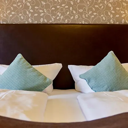 Mayer's Weinhotel 3*