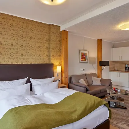 Mayer's Weinhotel Zell